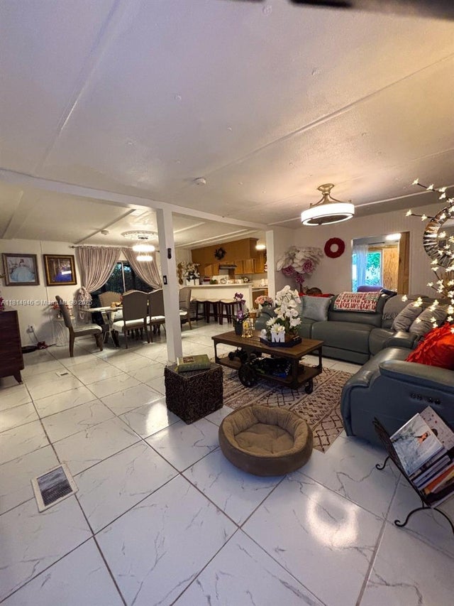 3 of 19 - 13191 Sw 9th St, Davie, FL