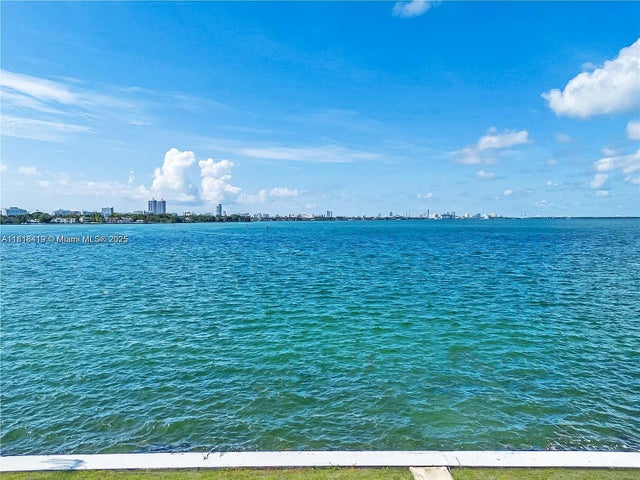 2 of 11 - 1730 Bay Dr, Miami Beach, FL