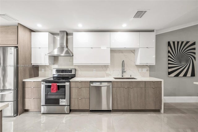 5 of 27 - 21595 Coronado Ave, Boca Raton, FL