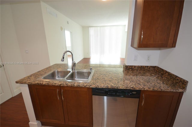 5 of 37 - 400 N Federal Hwy 302s, Boynton Beach, FL