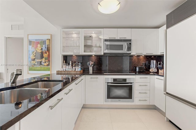 3 of 64 - 6801 Collins Ave 1401 (door Number), Miami Beach, FL