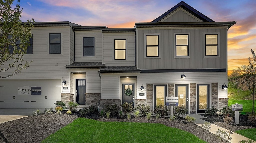 105 Delmonica Drive, Meadowlands