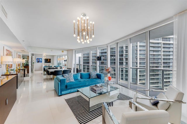 2 of 33 - 495 Brickell Ave 3604, Miami, FL
