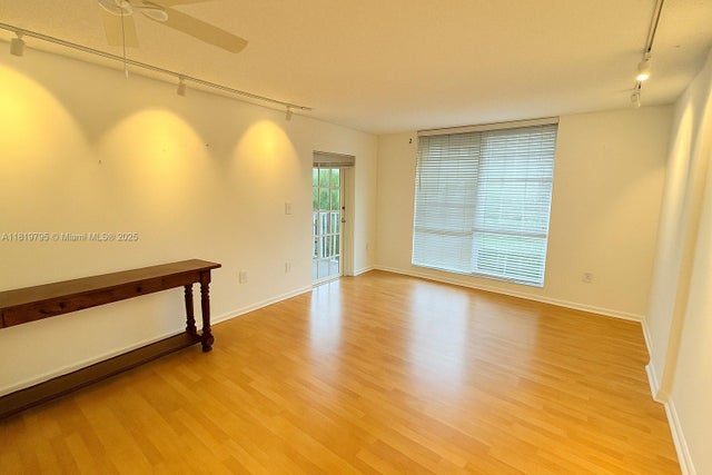 3 of 22 - 1280 S Alhambra Cir 1308, Coral Gables, FL