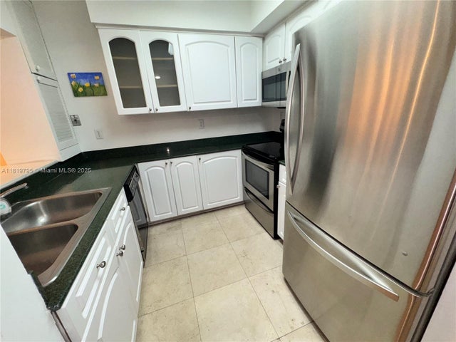 5 of 22 - 1280 S Alhambra Cir 1308, Coral Gables, FL