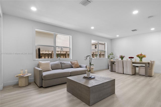 3 of 37 - 1387 Se 26th Ter, Homestead, FL