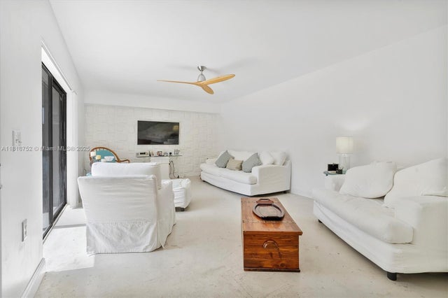 3 of 34 - 839 Blue Ridge Cir 839, West Palm Beach, FL