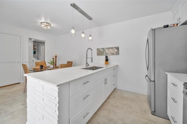 5 of 34 - 839 Blue Ridge Cir 839, West Palm Beach, FL