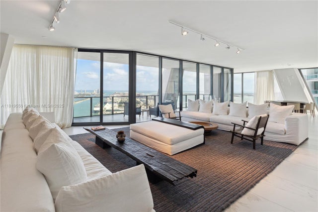 4 of 21 - 1000 Biscayne Blvd 4401, Miami, FL