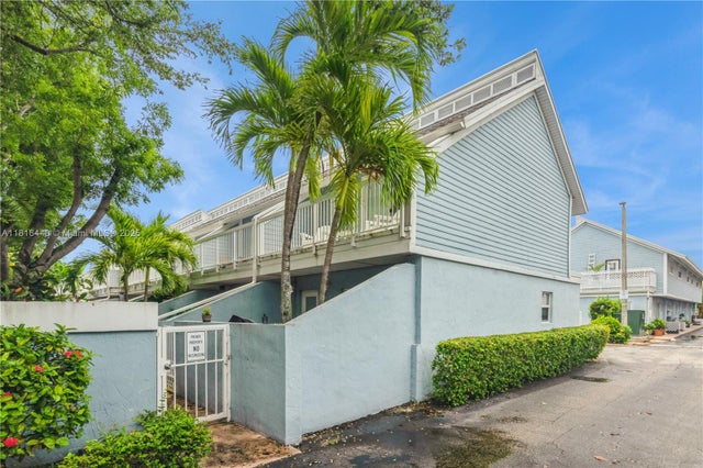1 of 12 - 798 Crandon Blvd 55-b, Key Biscayne, FL