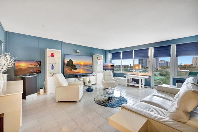 2 of 32 - 3233 Ne 34th St 611, Fort Lauderdale, FL
