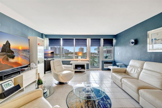 3 of 32 - 3233 Ne 34th St 611, Fort Lauderdale, FL
