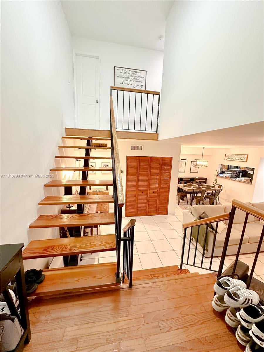 5975 Sw 137th Ave 902, Miami