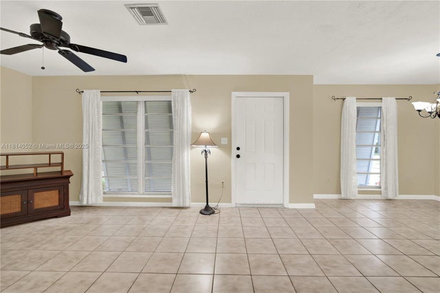 5 of 34 - 18225 Sw 94th Ave, Palmetto Bay, FL