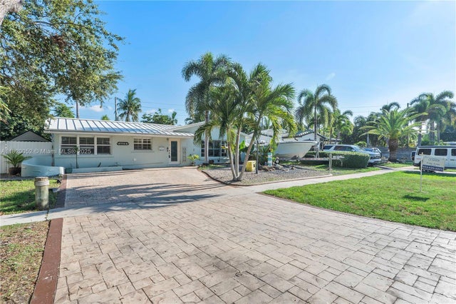 1 of 52 - 3329 Coolidge St, Hollywood, FL