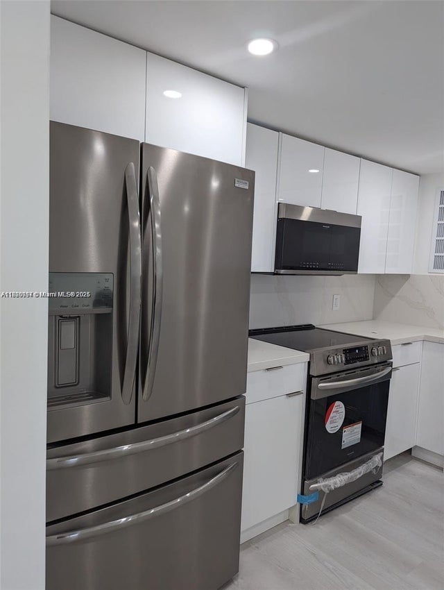 2 of 6 - 2801 Ne 183rd St 1709w, Aventura, FL