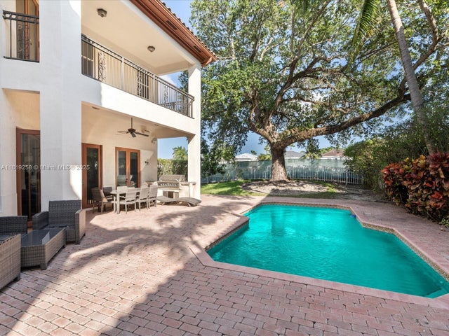 3 of 68 - 19501 Ne 14 Ct, North Miami Beach, FL