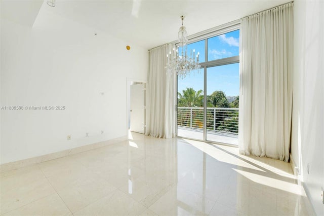 3 of 26 - 2001 Meridian Ave 516, Miami Beach, FL