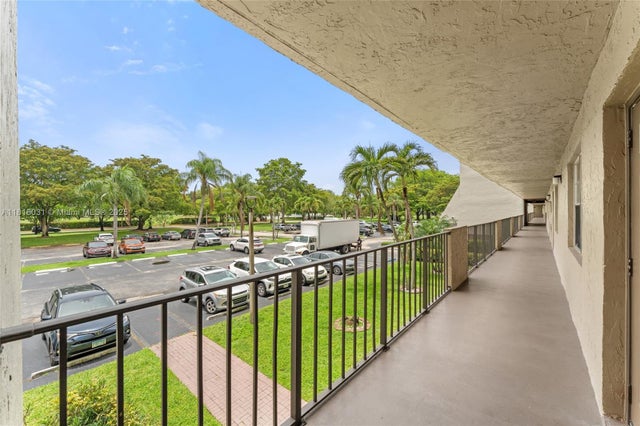 3 of 18 - 3150 W Rolling Hills Cir 209, Davie, FL