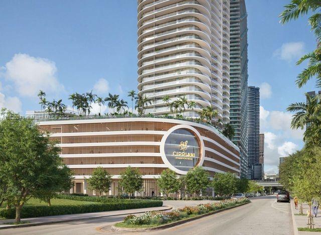 1 of 25 - 1420 S Miami Avenue 5202, Miami, FL