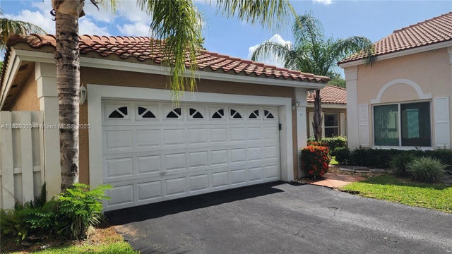 2 of 54 - 930 Nw 96th Ave, Plantation, FL