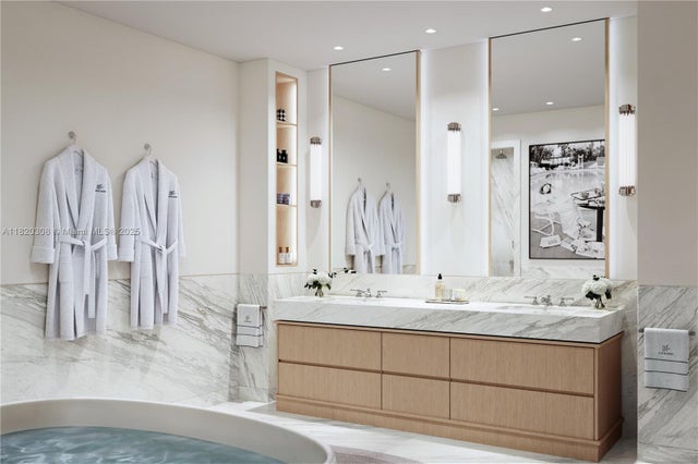 5 of 27 - 1420 S Miami Avenue 5304, Miami, FL