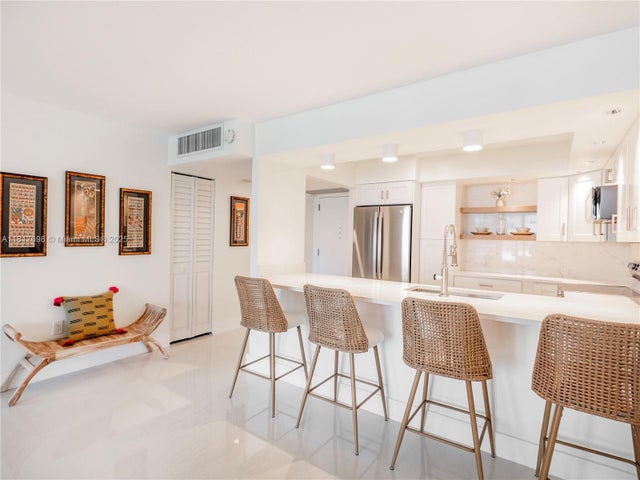 1 of 30 - 5701 Collins Ave 307, Miami Beach, FL