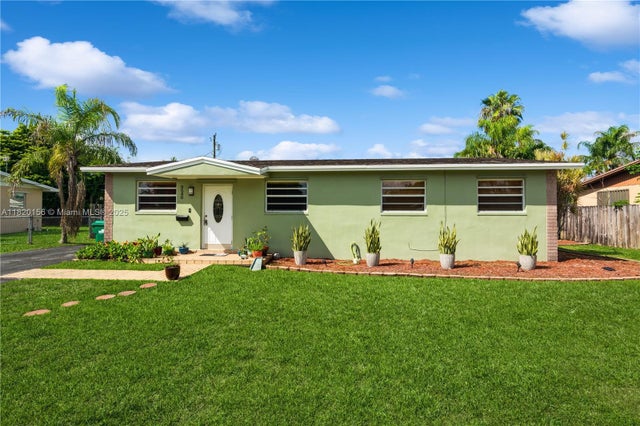 1 of 30 - 9540 Lisa Rd, Cutler Bay, FL