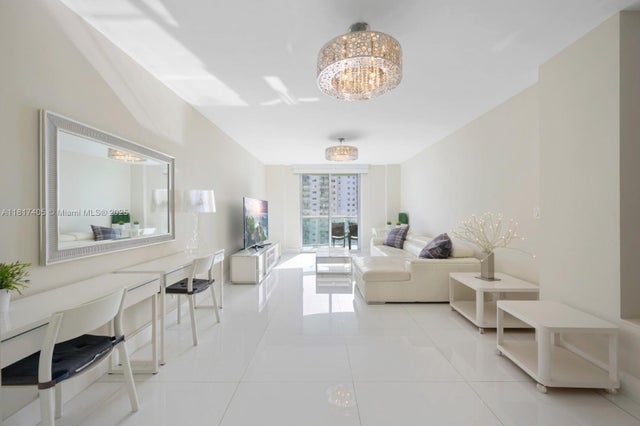 3 of 16 - 19370 Collins Ave 916, Sunny Isles Beach, FL