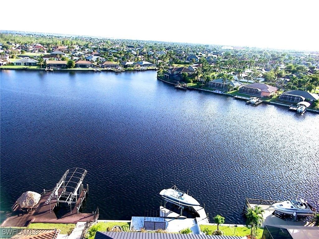 1944 Four Mile Cv Pky, Cape Coral