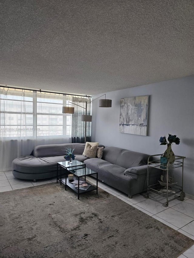 4 of 32 - 251 174th St 2111, Sunny Isles Beach, FL