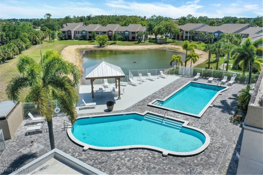 150 Santa Clara Dr 150, Naples