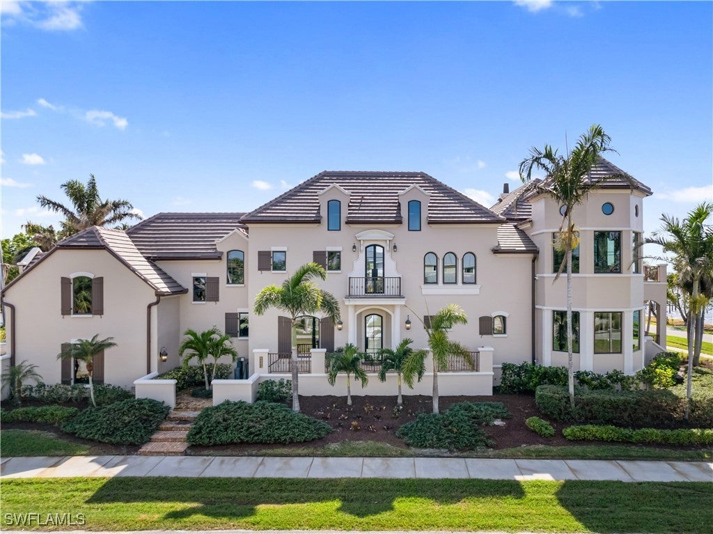 6005 W Riverside Dr, Fort Myers