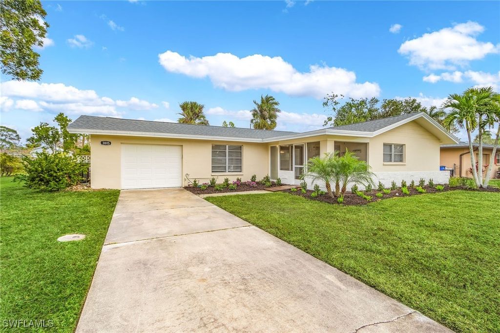 1015 El Mar Ave, FORT MYERS