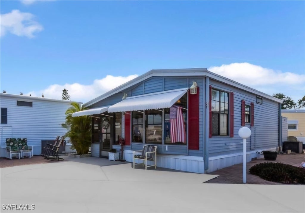 21 Shifting Sand Ave, BONITA SPRINGS