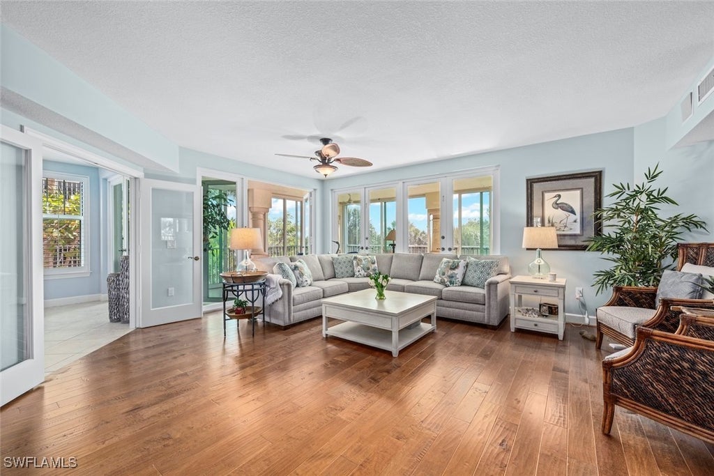 2675 Wulfert Rd 3, SANIBEL