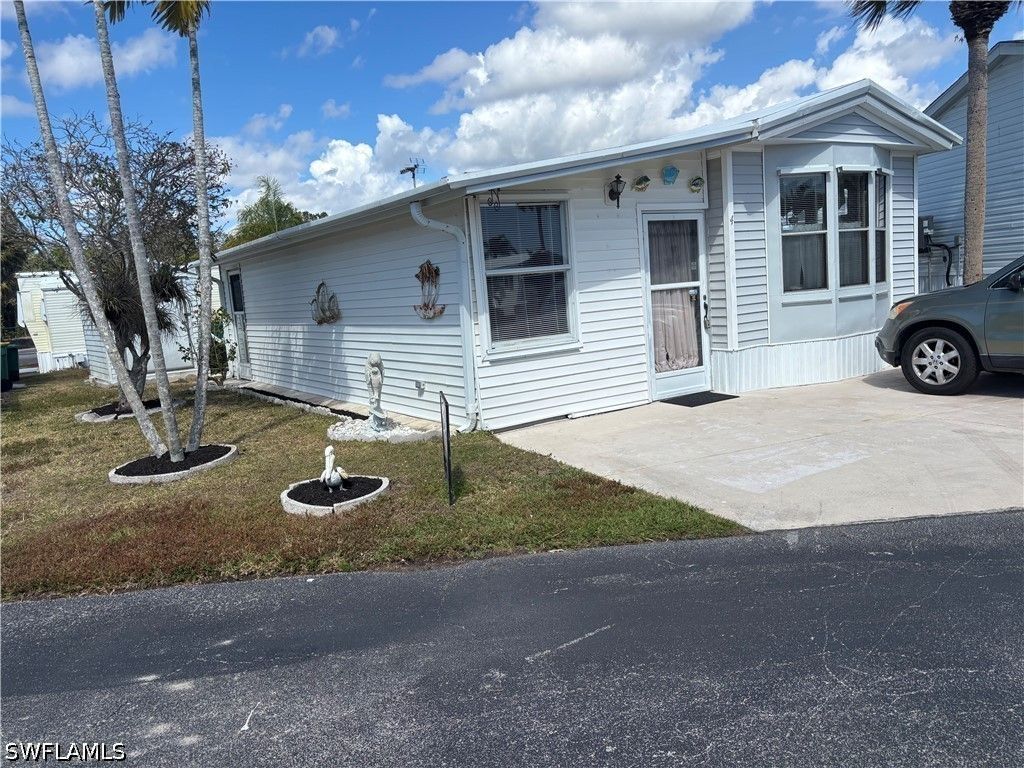 4 Onyx Dr 4o, Naples