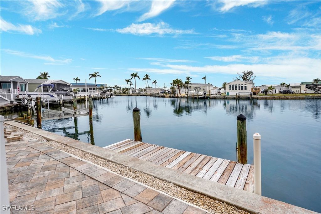 83 Blackbeard Way, Fort Myers Beach
