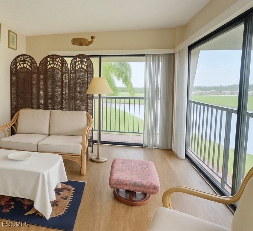 7410 Lake Breeze Dr 410, FORT MYERS