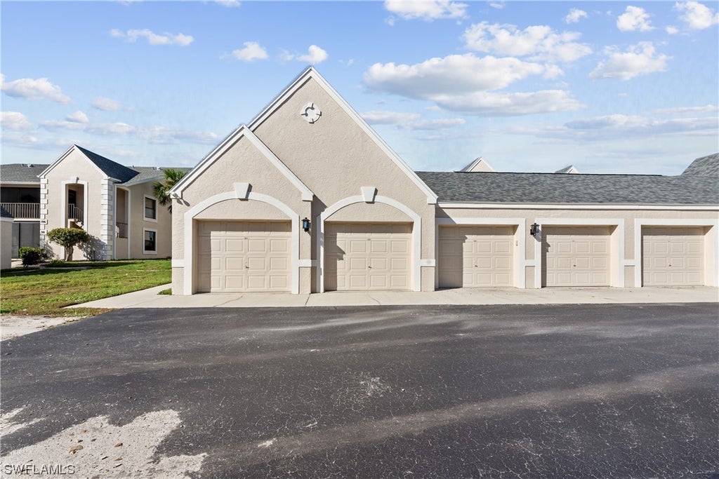 12090 Kelly Greens Blvd 107, FORT MYERS