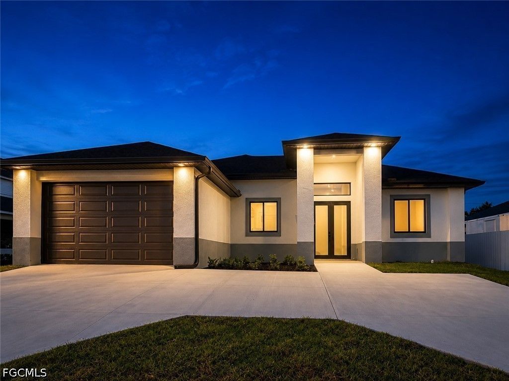 1103 Tropicana Pkwy W, CAPE CORAL