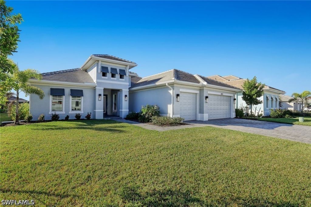 14327 Laguna Springs Ln, Naples