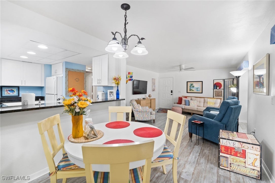 Photo of Listing #225037779