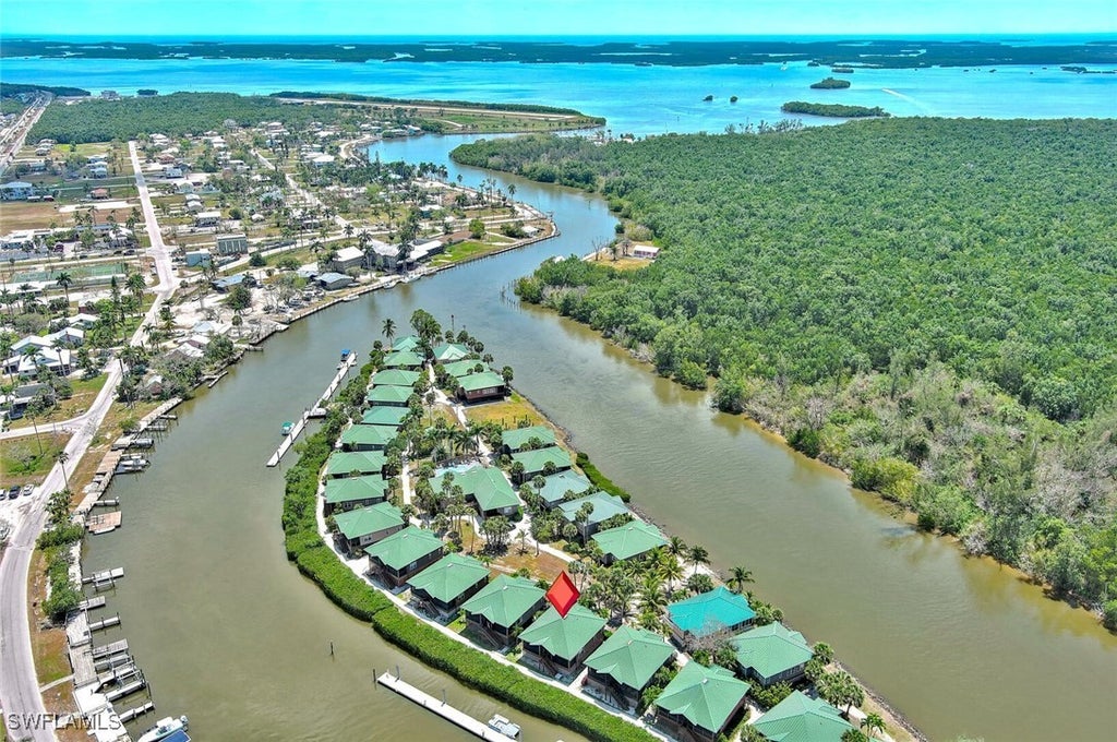 305 Storter Ave N 5, EVERGLADES CITY