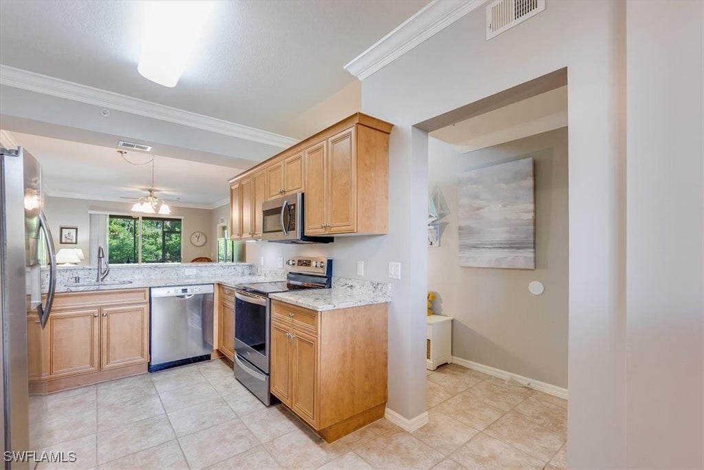 8251 Pathfinder Loop 615, Fort Myers