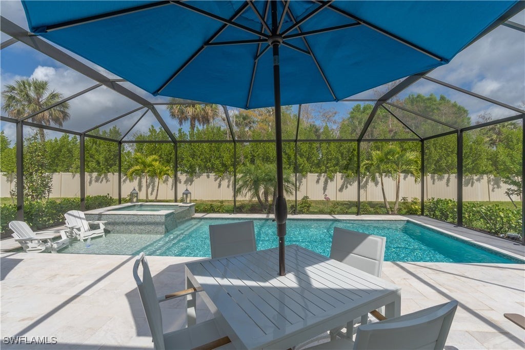 461 Kamari Cv, Naples