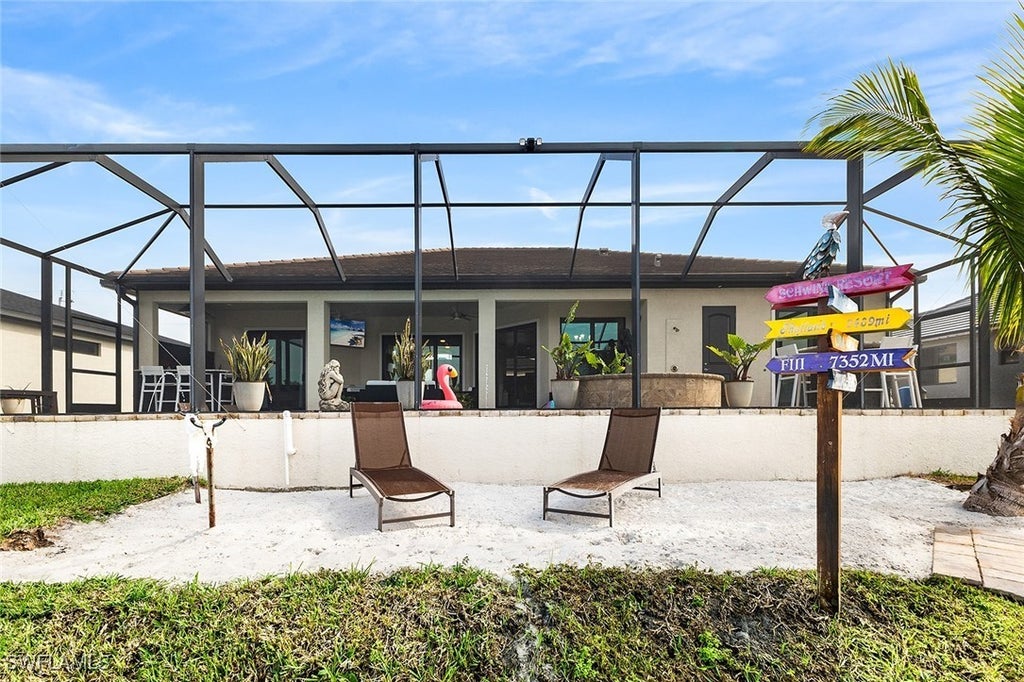 302 Nw 32nd Pl, CAPE CORAL