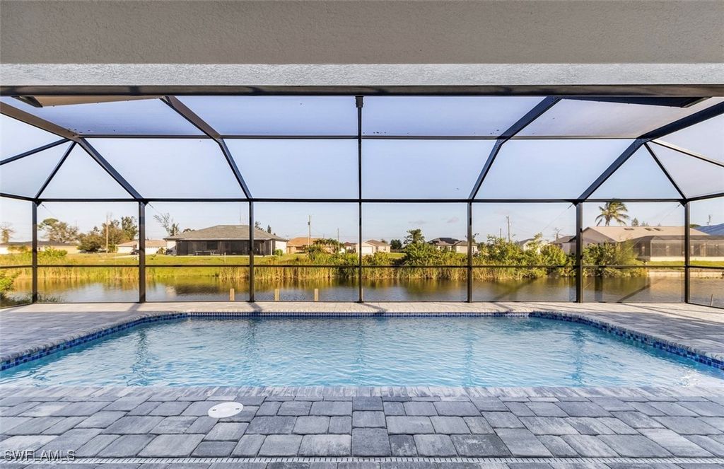 2227 Sw 2nd Ter, Cape Coral