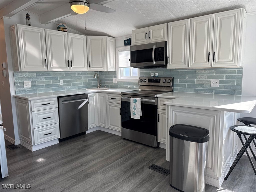 11541 Cardiff Dr, Fort Myers