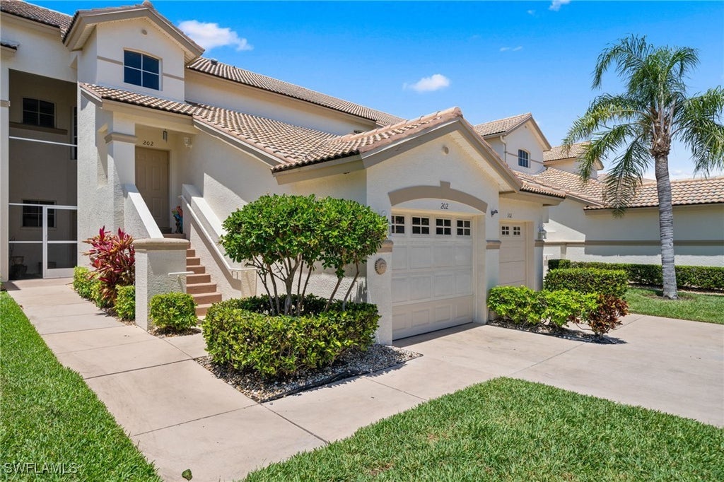 9211 Bayberry Bend 102, FORT MYERS